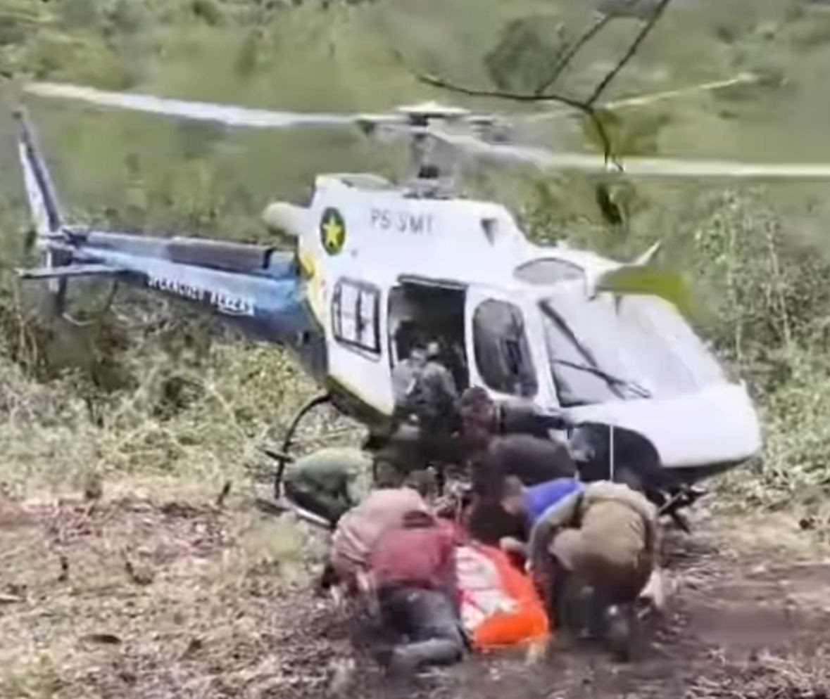 Avião de pulverização agrícola cai em MT, e piloto sobrevive; veja o resgate