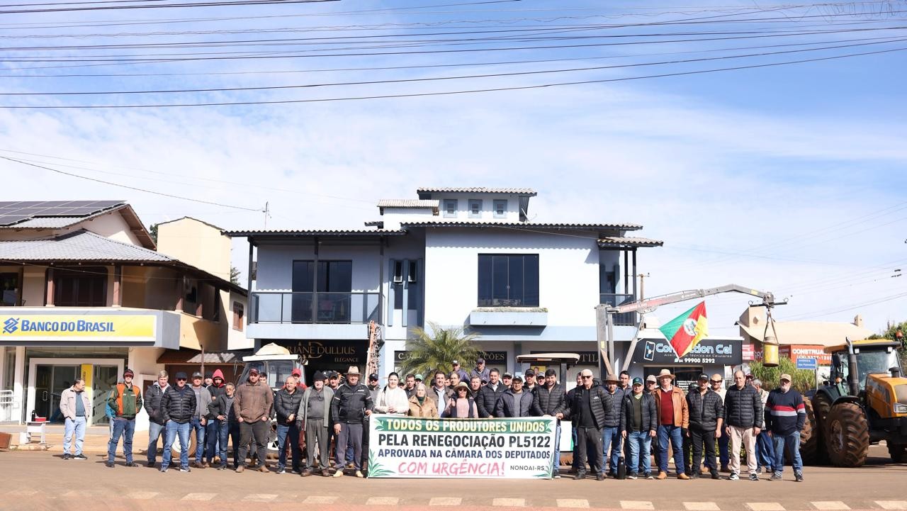 Produtores gaúchos protestam por urgência na votação do projeto de dívidas rurais